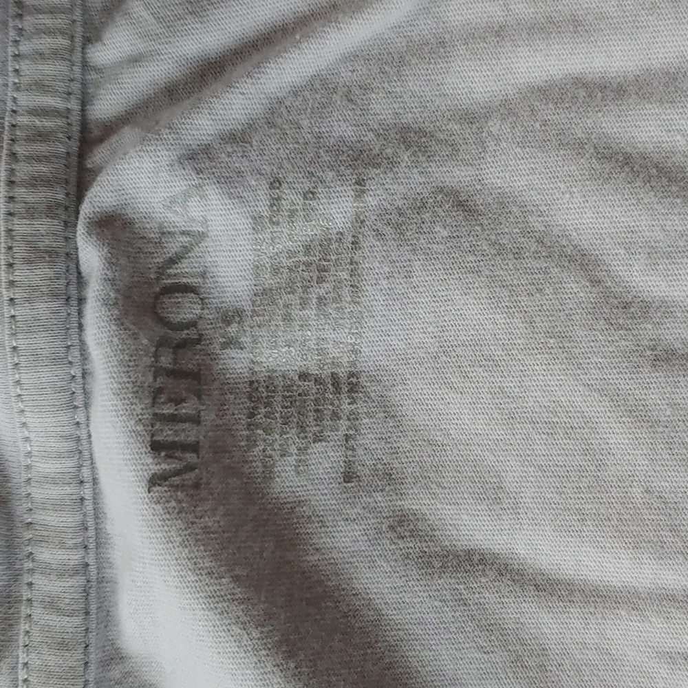 Shirt - Picture 4 of 4